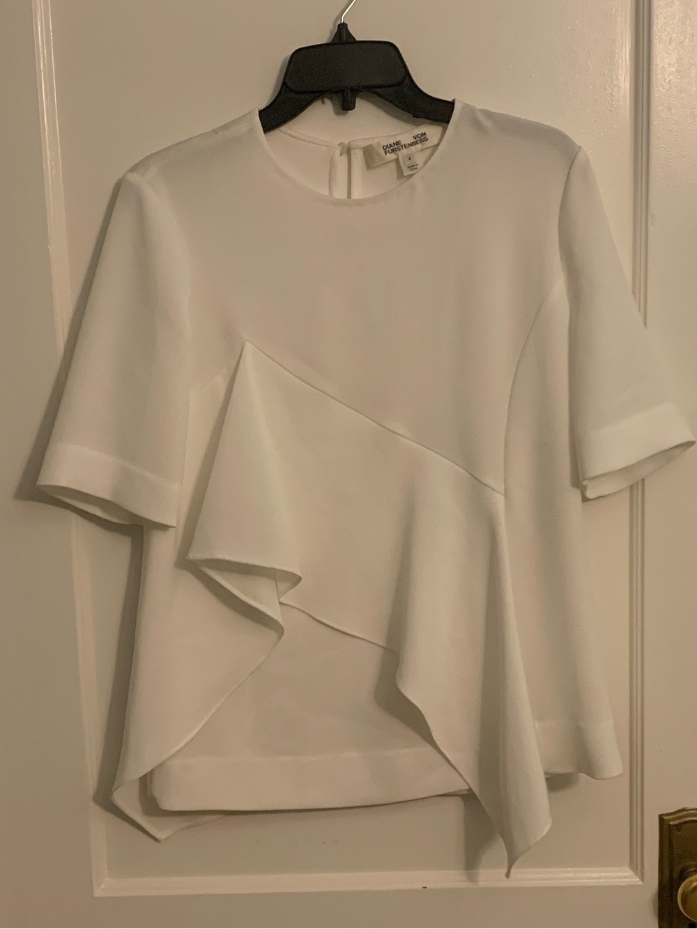 DVF Diane Von Fürstenberg Short-Sleeve Ruffle-Front Blouse, women’s size 4